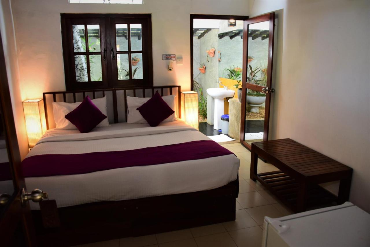 Pavana Hotel Negombo Eksteriør billede